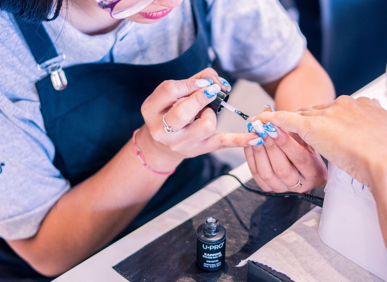 The Best Base and Top Coats for Long-Lasting Polish